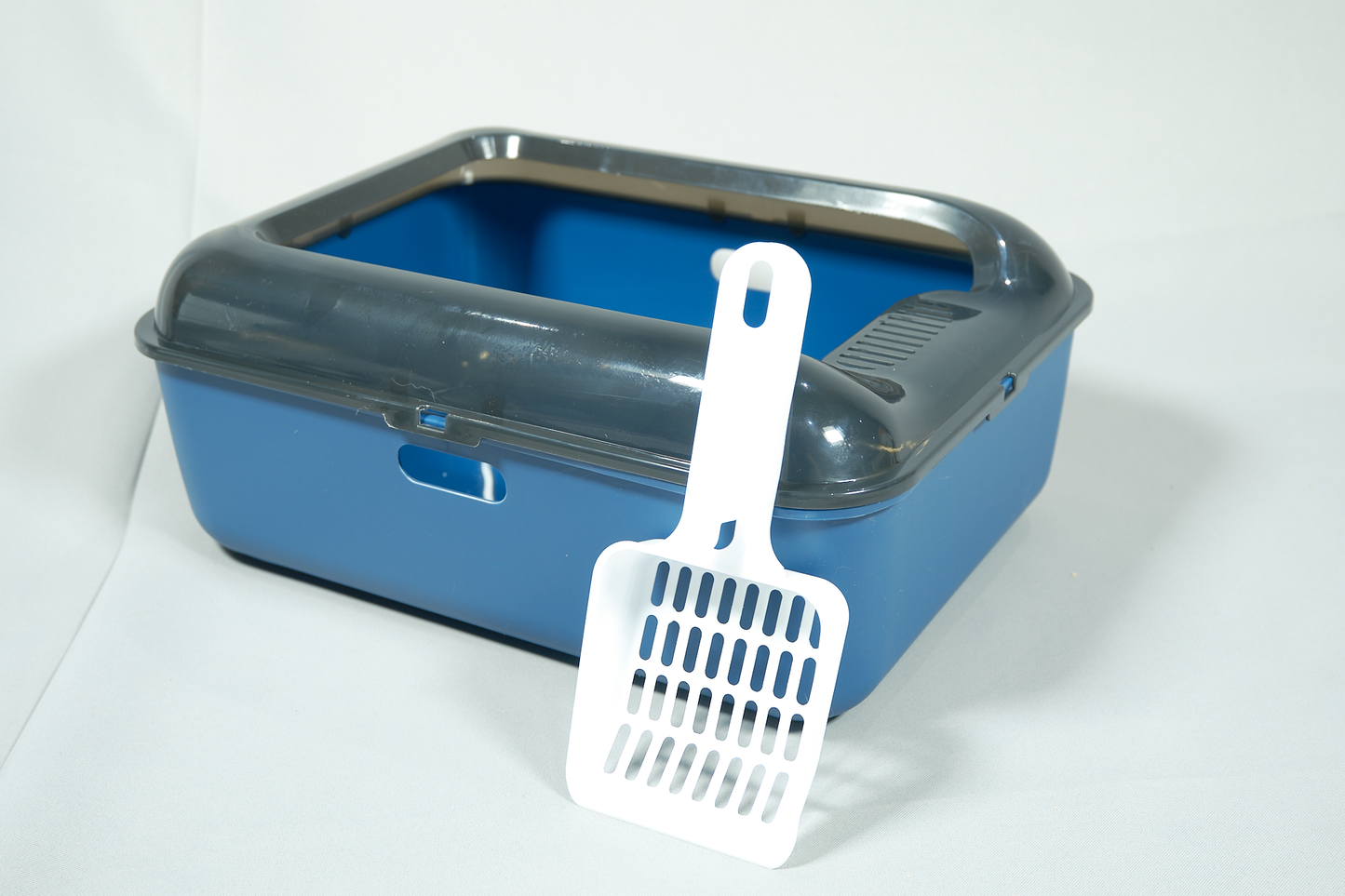 The Office | Cat Litter Box – Small & Medium with Scoop