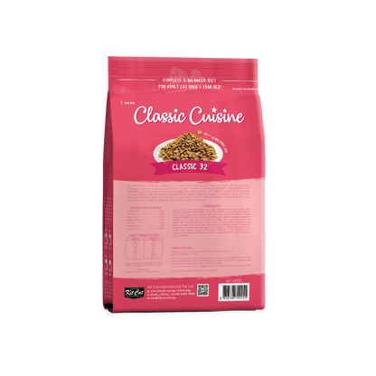 Back of Kit Cat Classic Cuisine Classic 32 dry cat food displaying ingredients, guaranteed analysis and feeding guidelines.