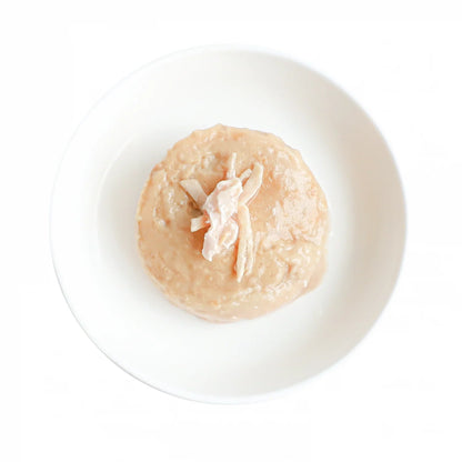 Close-up of Kit Cat Tuna Mousse with Chicken Topper showing its creamy mousse texture.