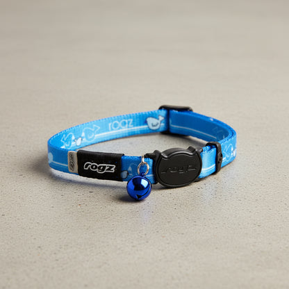 Rogz KiddyCat Safety Collar in Blue showing full adjustable cat collar with bell and breakaway safety buckle