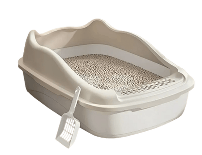 White open litter box with spill guard and built-in textured litter tray